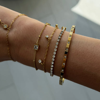 Halo Click Bangle