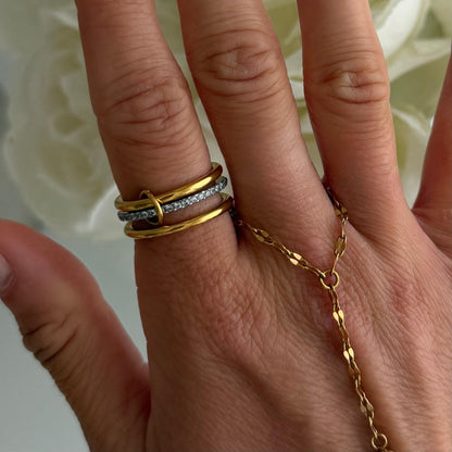 Viral Stacked Rings