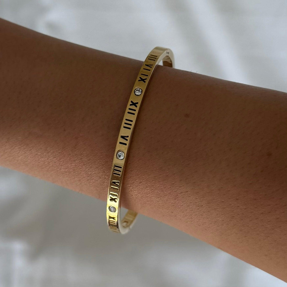 Roman Darling Bangle